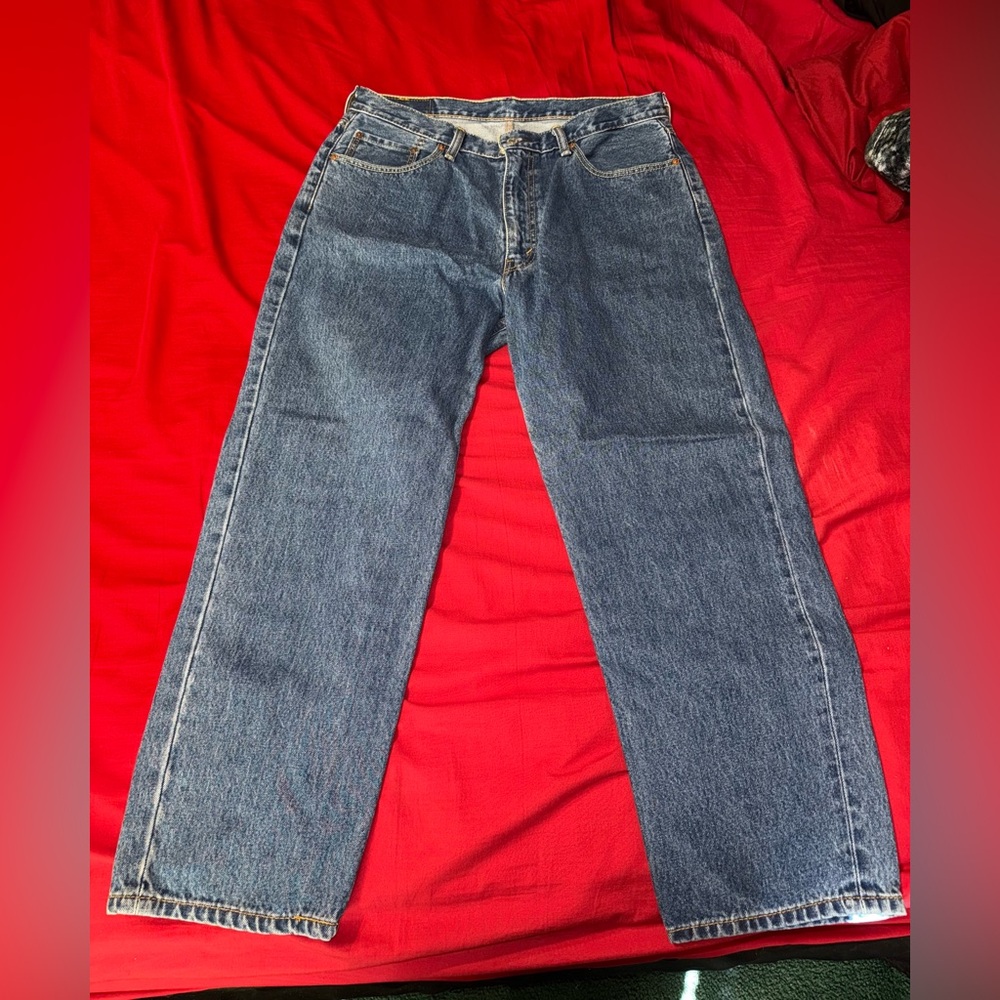 Levi's 550 Relaxed Fit Tapered Leg Men's Distressed Jeans  
(Size: 36 x 29)
